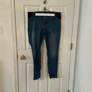 Ingrid & Isabel Maternity Jegging